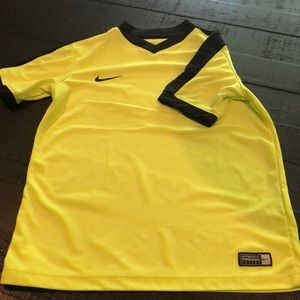 Nike dry fit loose athletic Tee